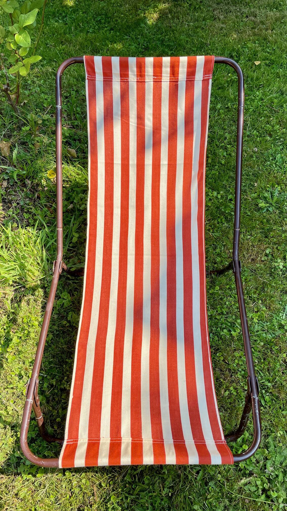 Vintage portable and removable deckchair