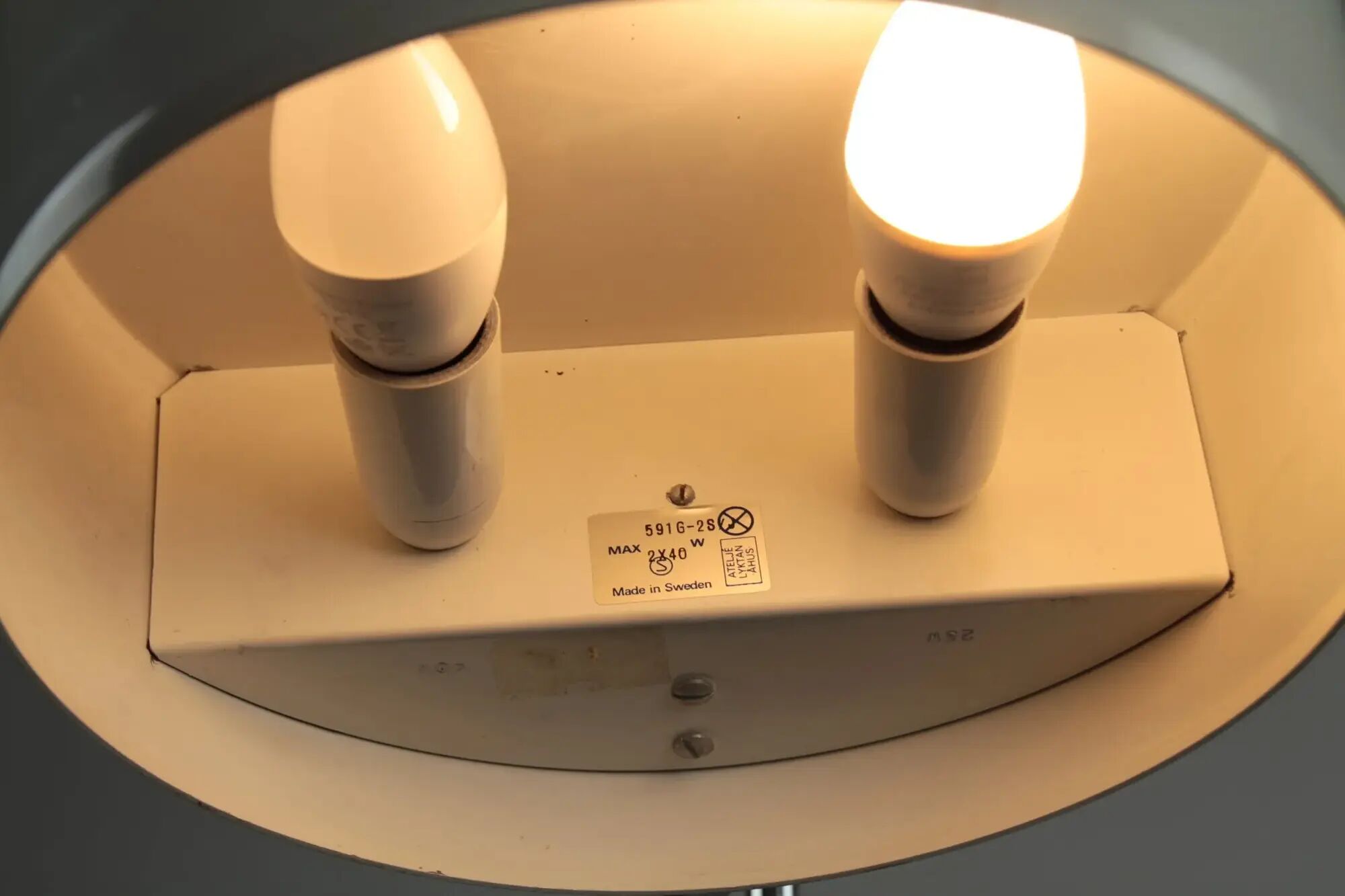 Floor lamp model 591G 2S/J “Simris/Olympia” by Anders Pehrson for Ateljé Lyktan, Sweden, 1960s