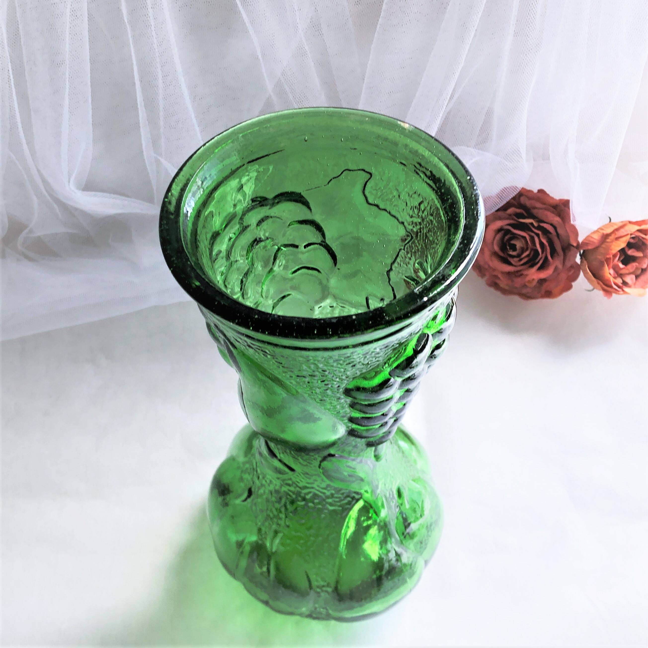 Large green glass vase from vintage Empoli Italy