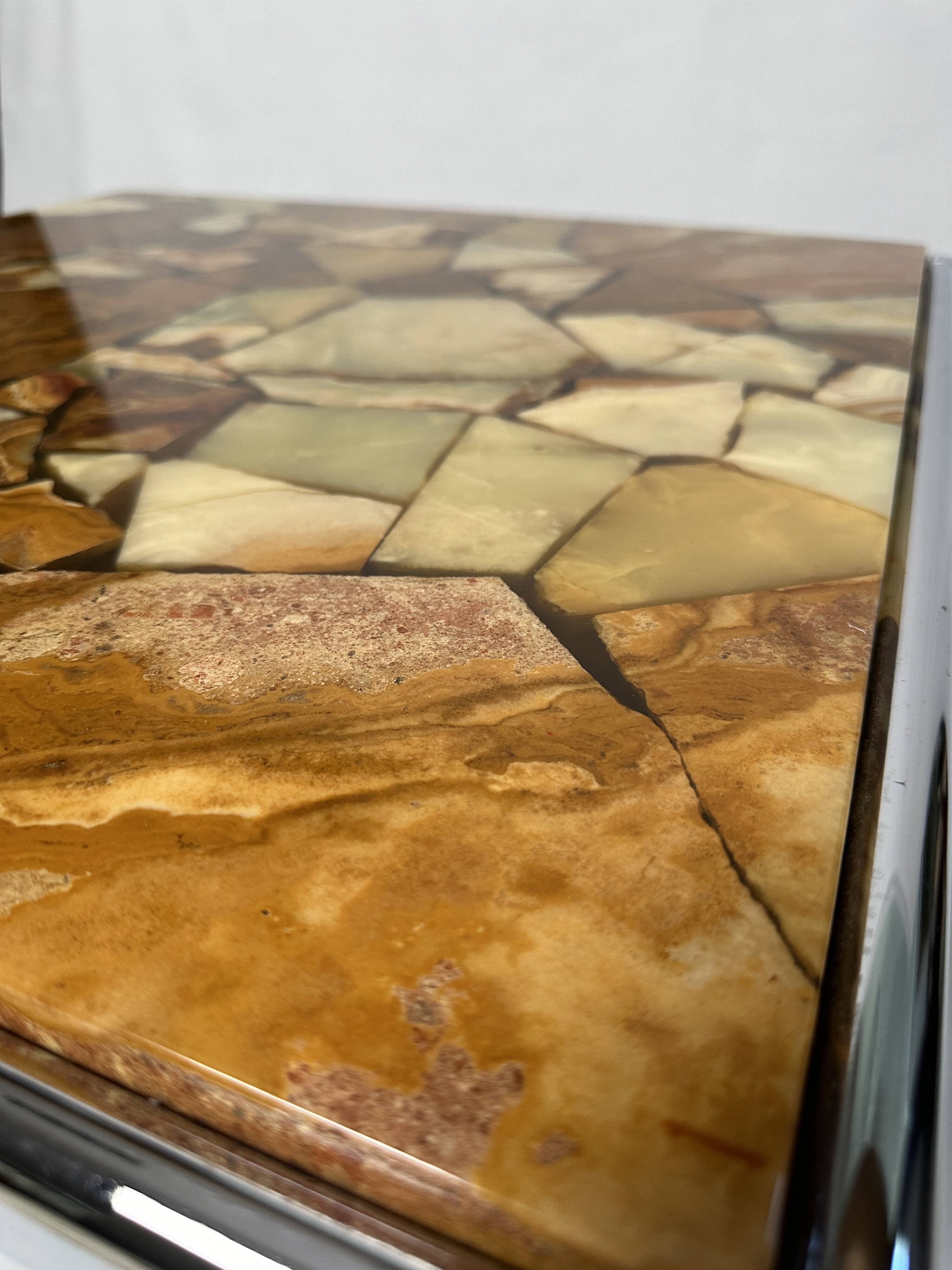 Table basse du milieu du siècle, pierre marbrée beige et chrome, Bauhaus, Allemagne, années 1960