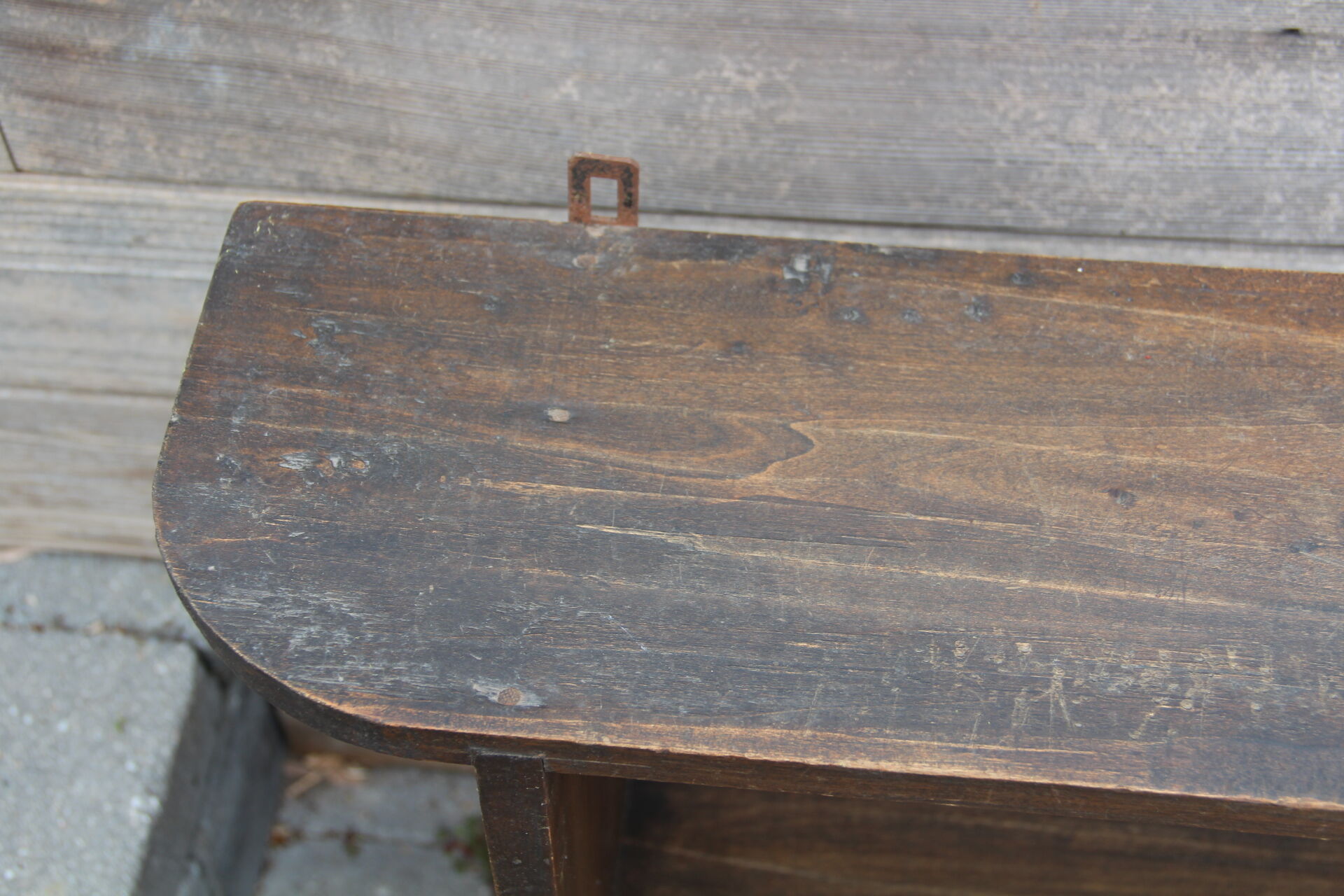 Etagère rustique en bois