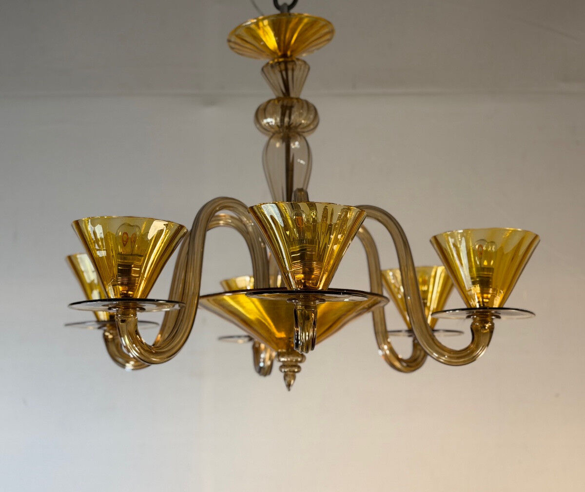 Venetian lustre in brown and yellow Murano glass, circa 1940.