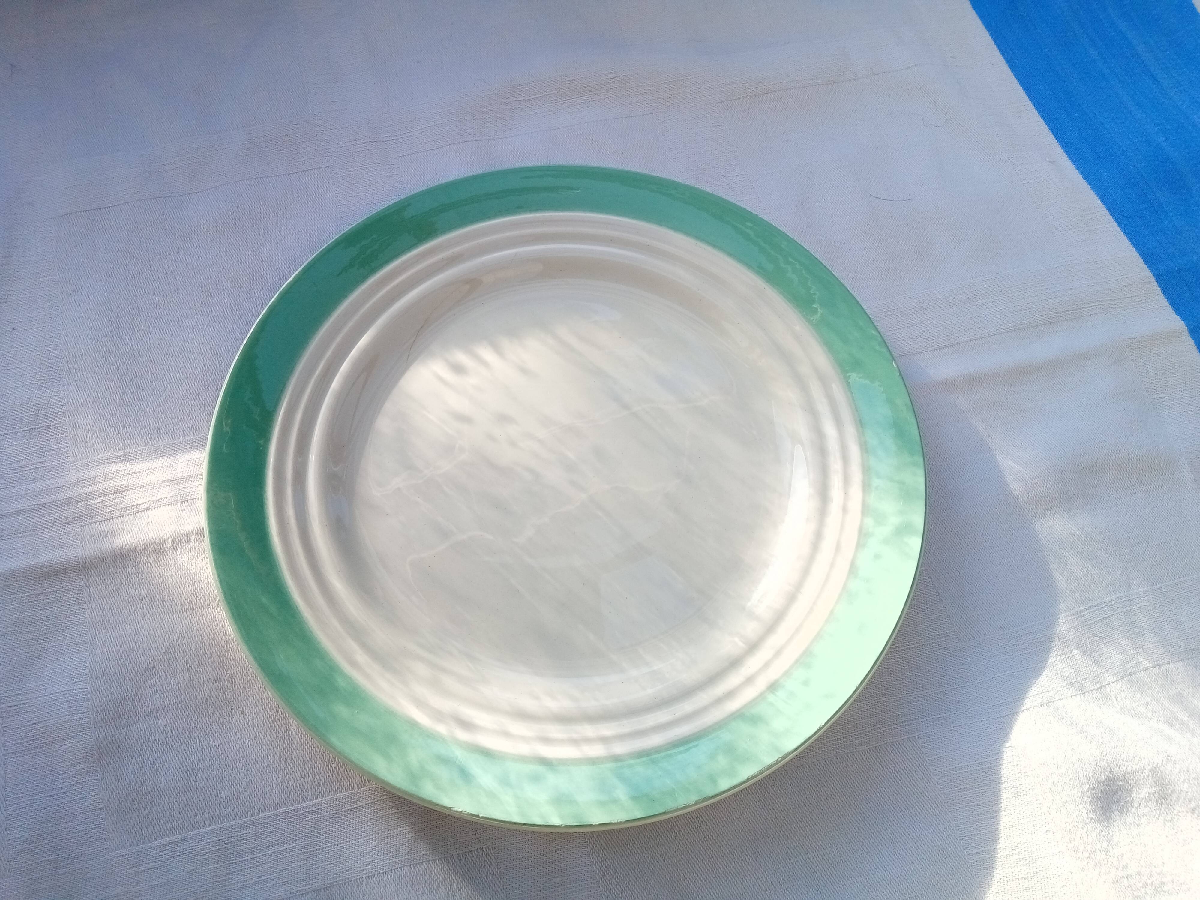 7 assiettes à dessert St Amand