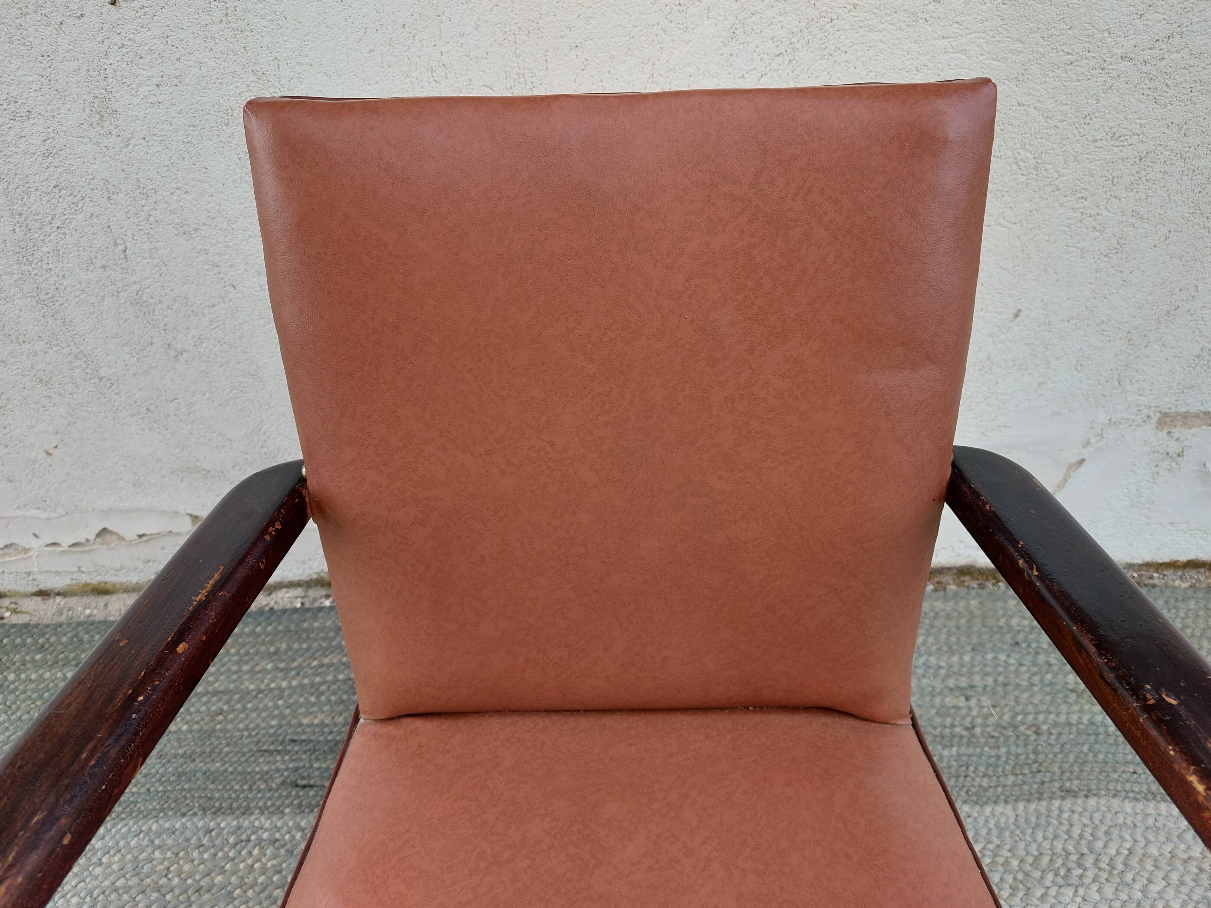 Bridge chair