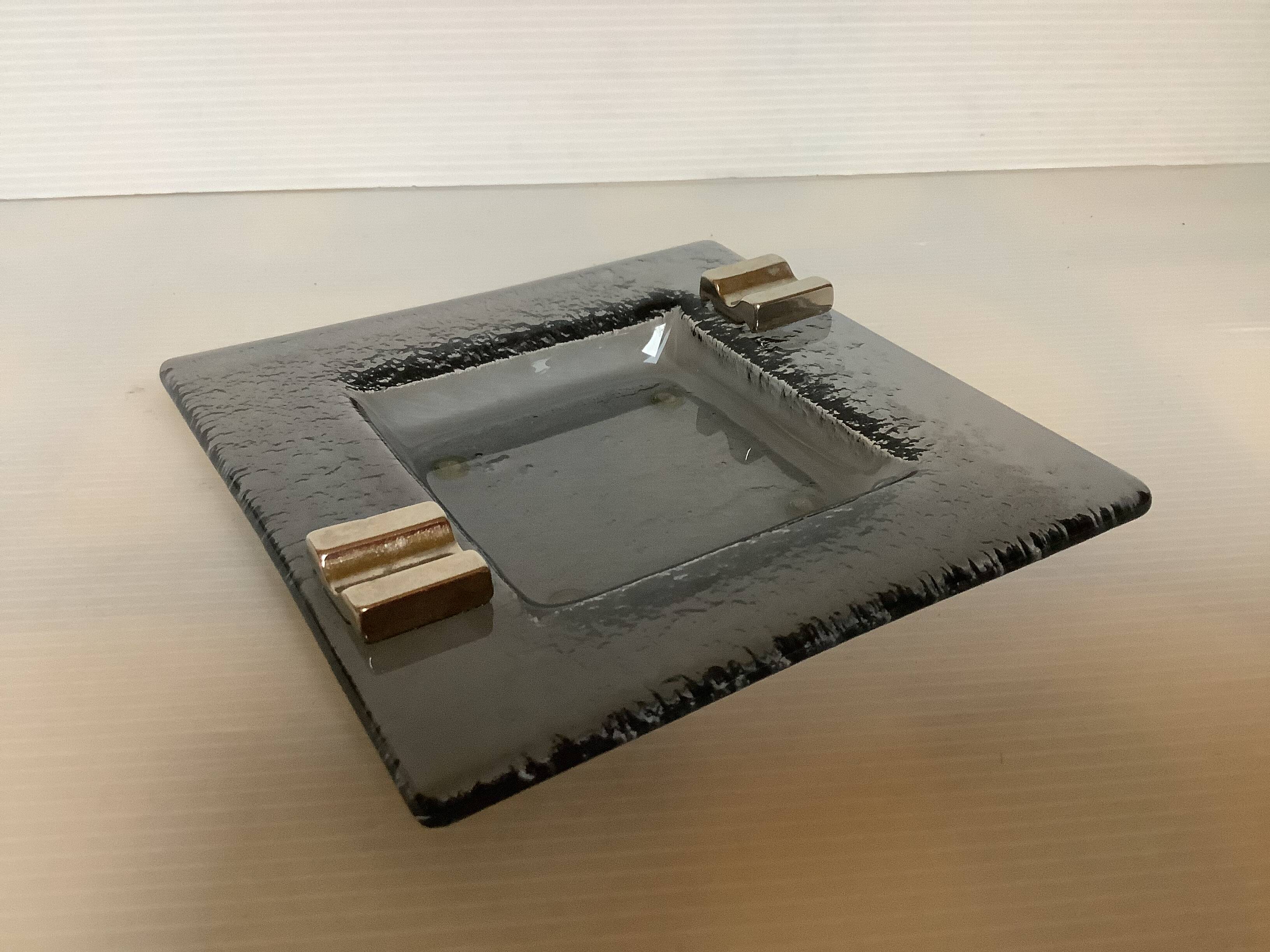 Square ashtray in glass and metal