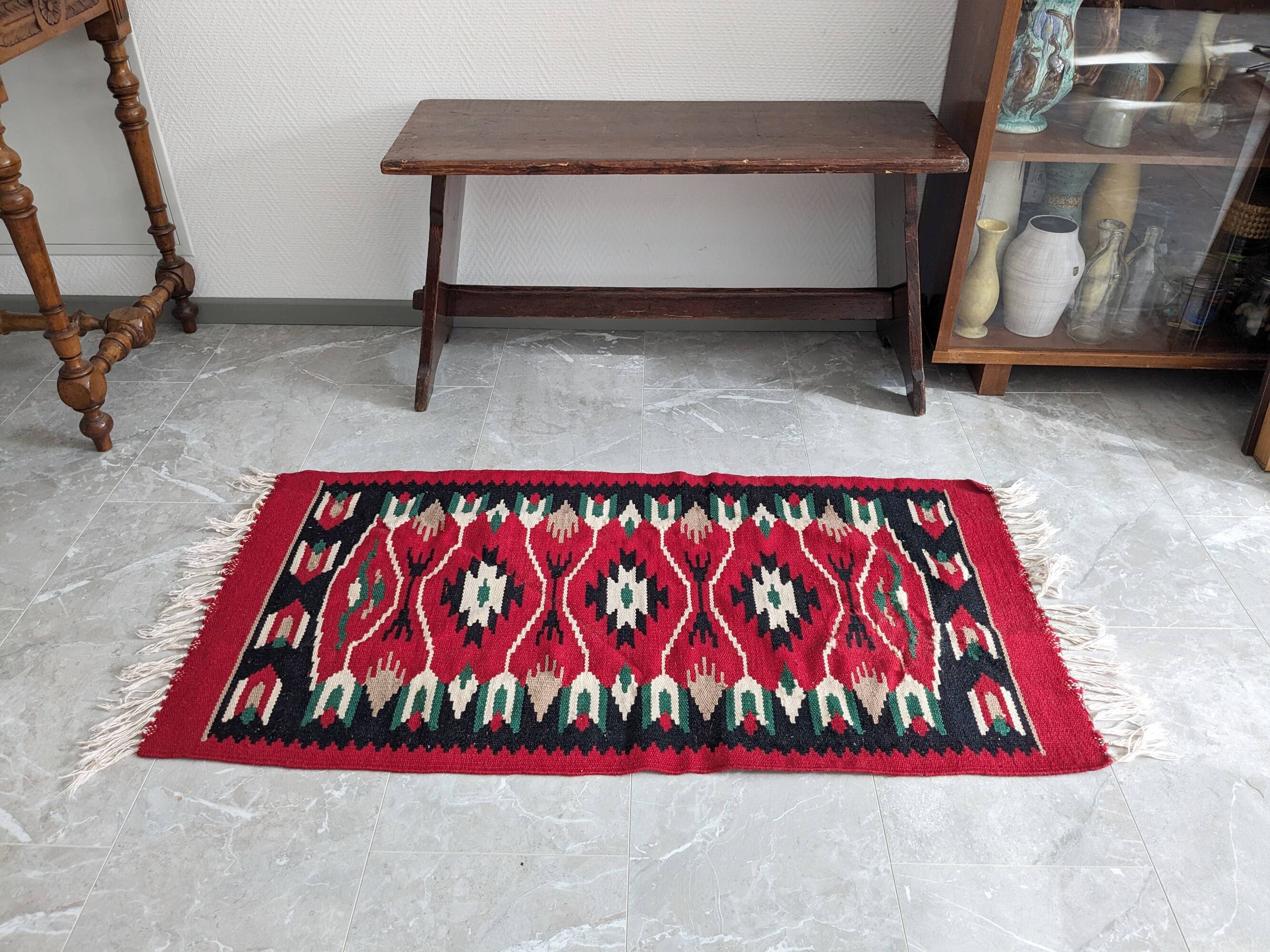 Vintage kelim rug