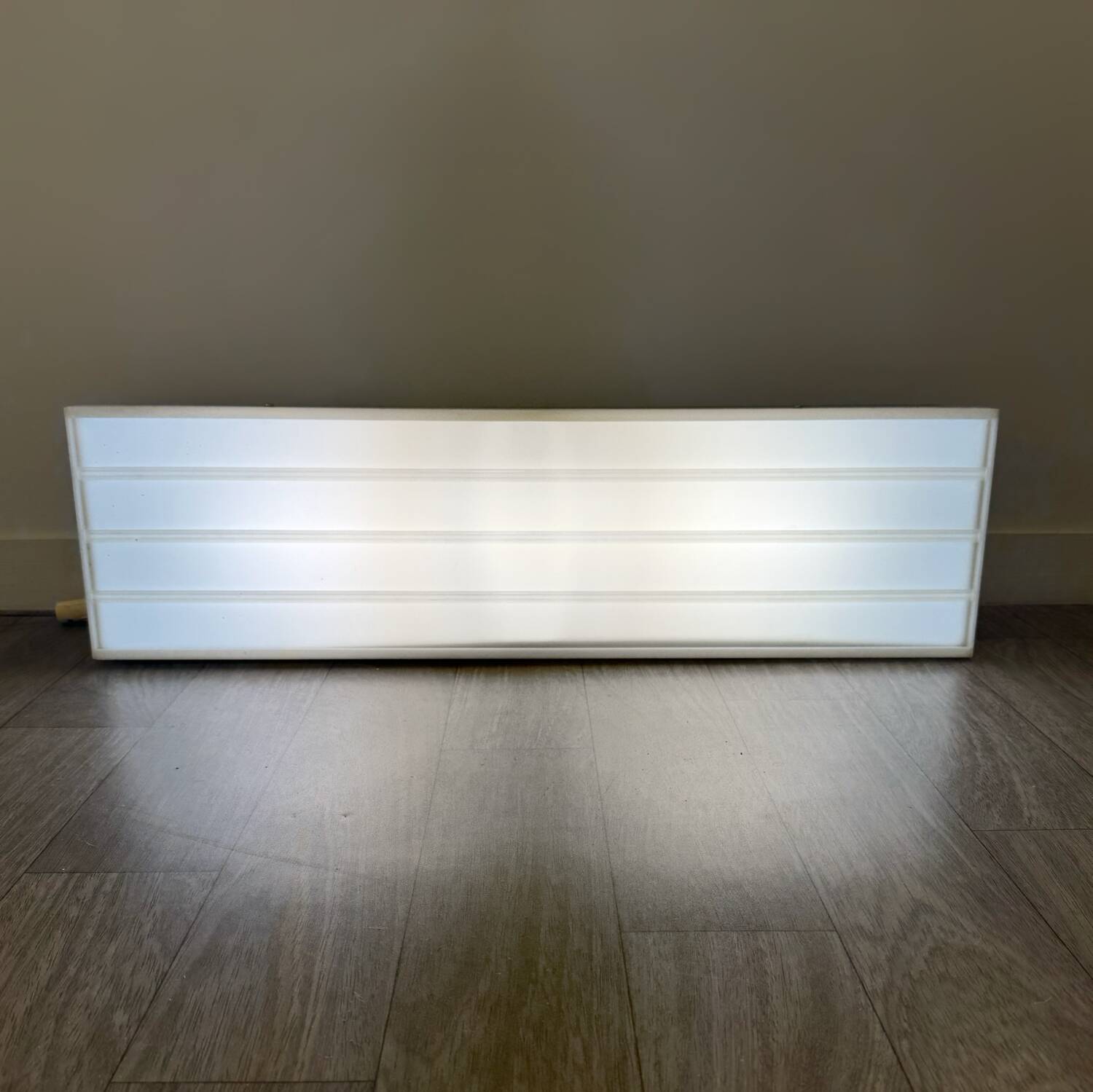 70s industrial style box lamp