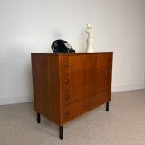 Vintage chest of drawers on legs – 4 drawers – wooden handles