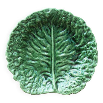 Cabbage leaf dish in slip, Aejitma, Vallauris