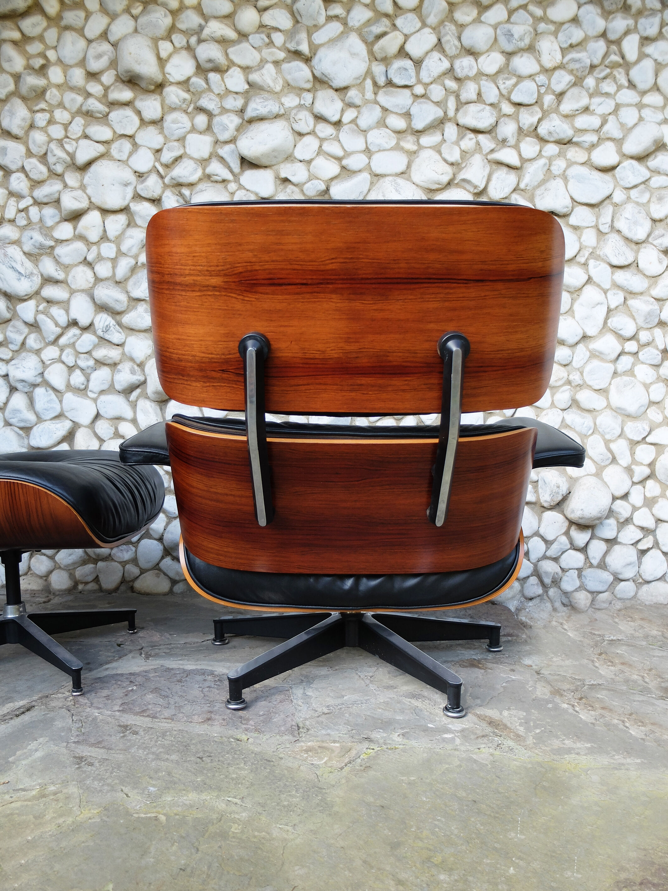 Lounge chair & ottoman rosewood from Rio by Charles & Ray Eames edition Herman Miller USA, 1970
