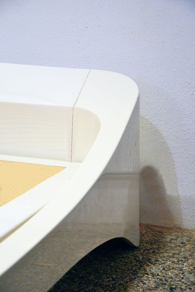 Space age fiberglass bed by Astarte, 1970s