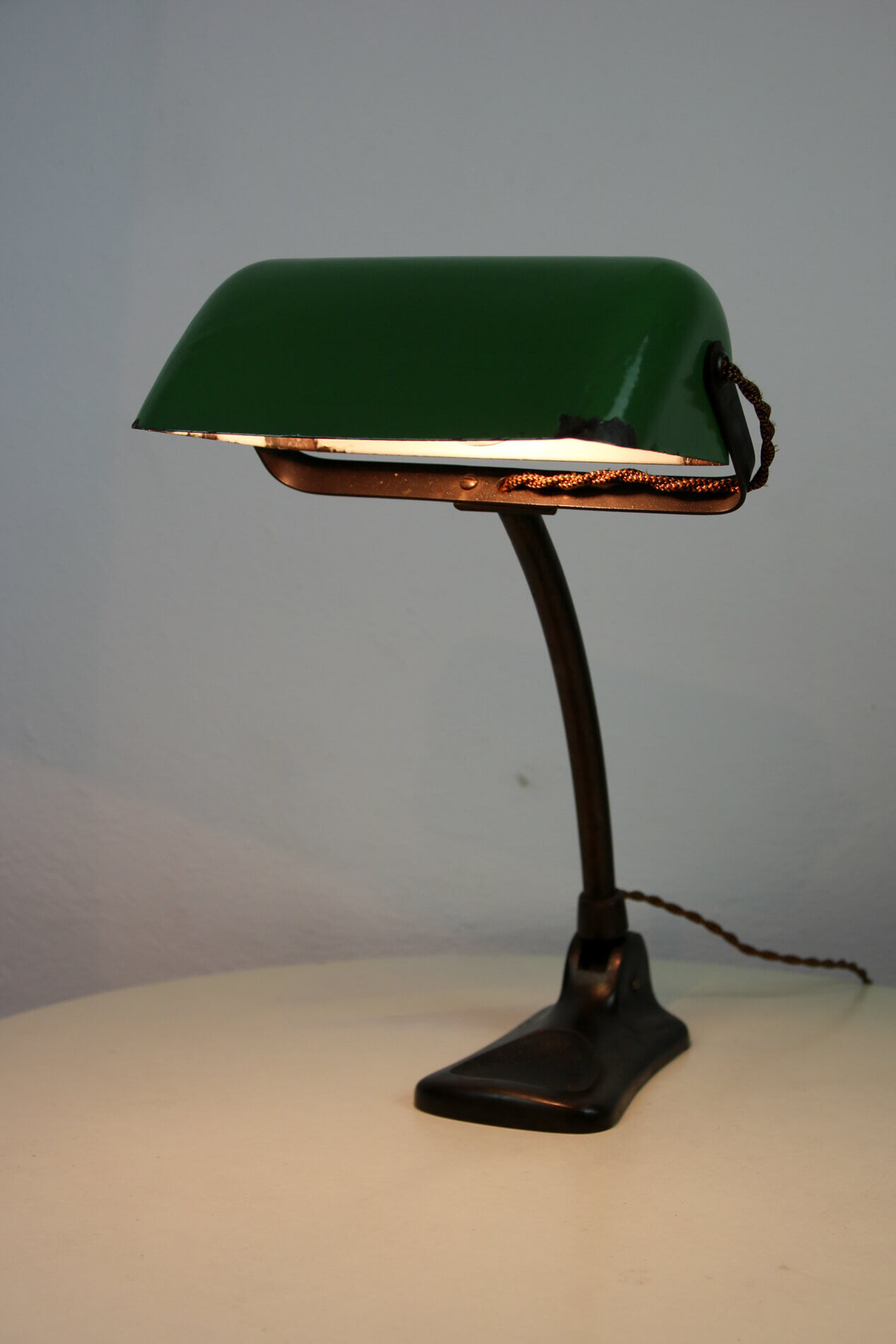 Green and black banker's lamp, Art Nouveau, 1920s