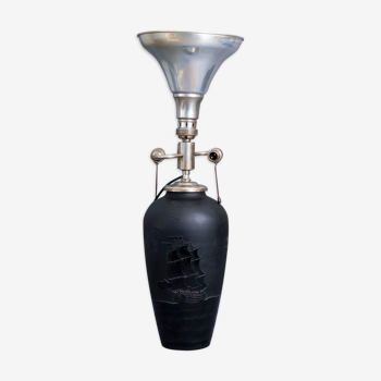 Vase lampe de style art déco en verre gravé  à décor marin et à monture 'luminator françe"