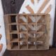 Etagère murale bois 16 cases