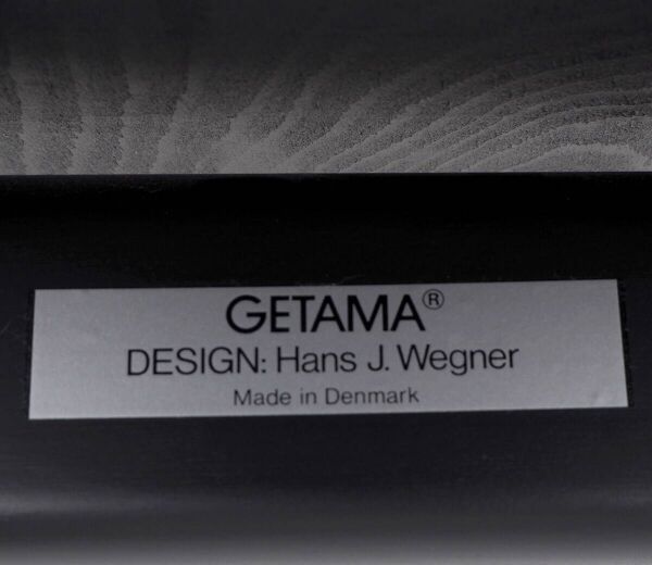 Fauteuil lounge Butterfly noir de Hans J. Wegner par Getama, années 1970