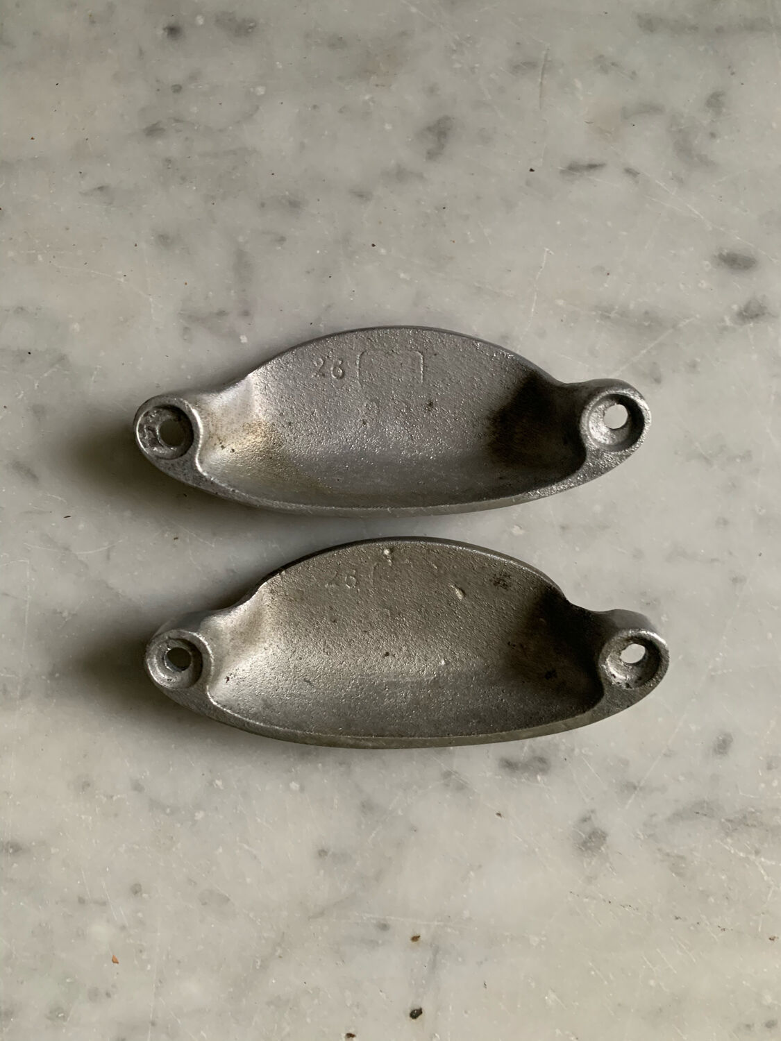 Duo of handles 50s