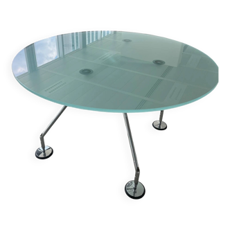 Table Nomos Norman Foster, verre et aluminium