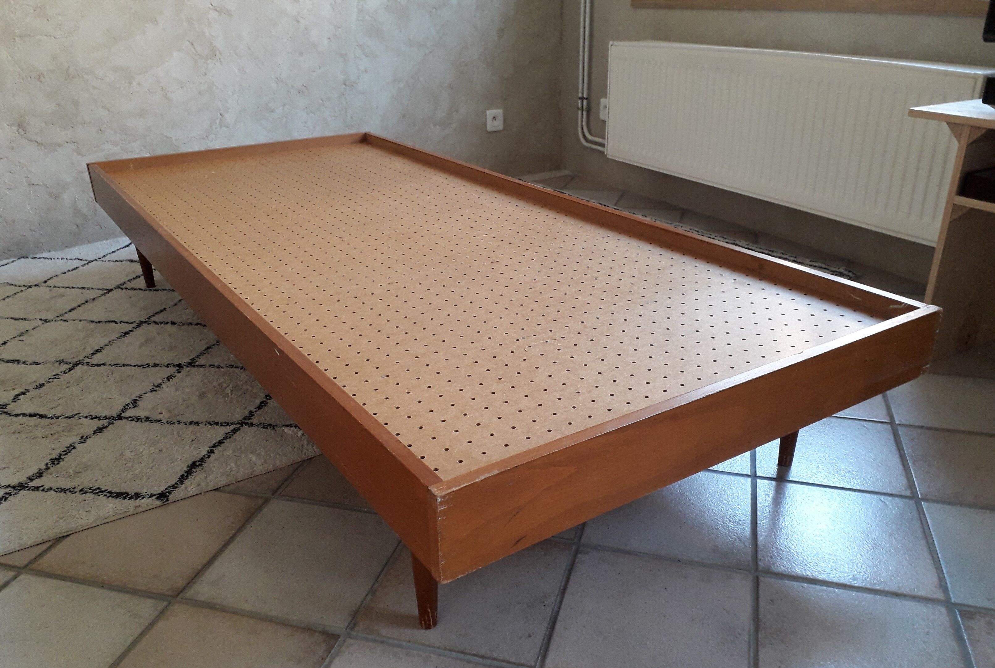 Beech day bed