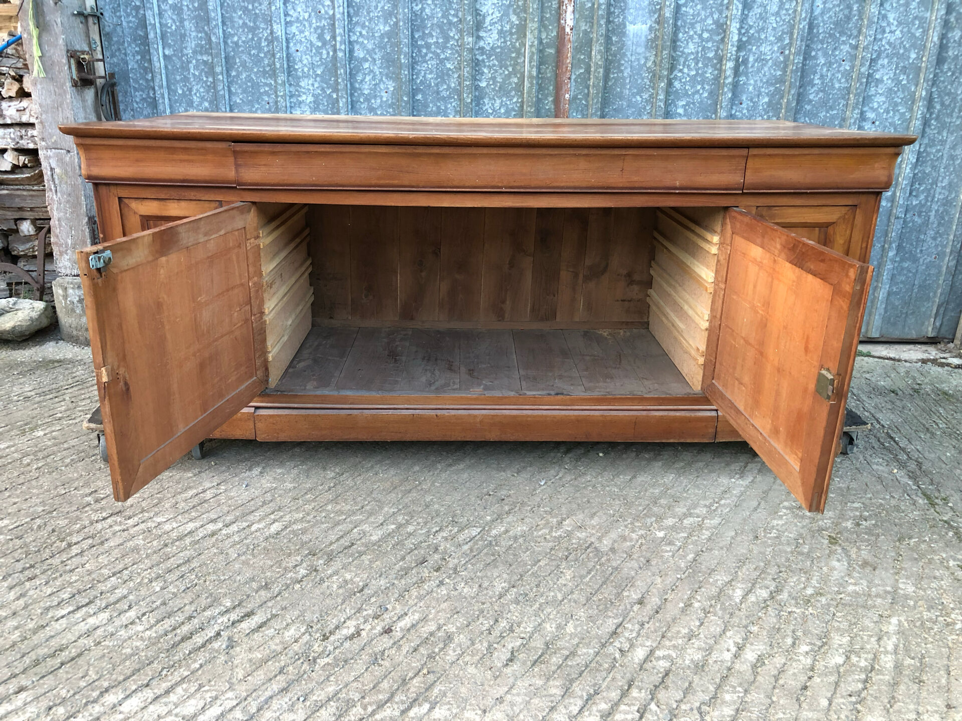 Buffet enfilade boiserie Louis Philippe en cerisier