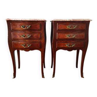 Paire de tables de chevet de style louis XV