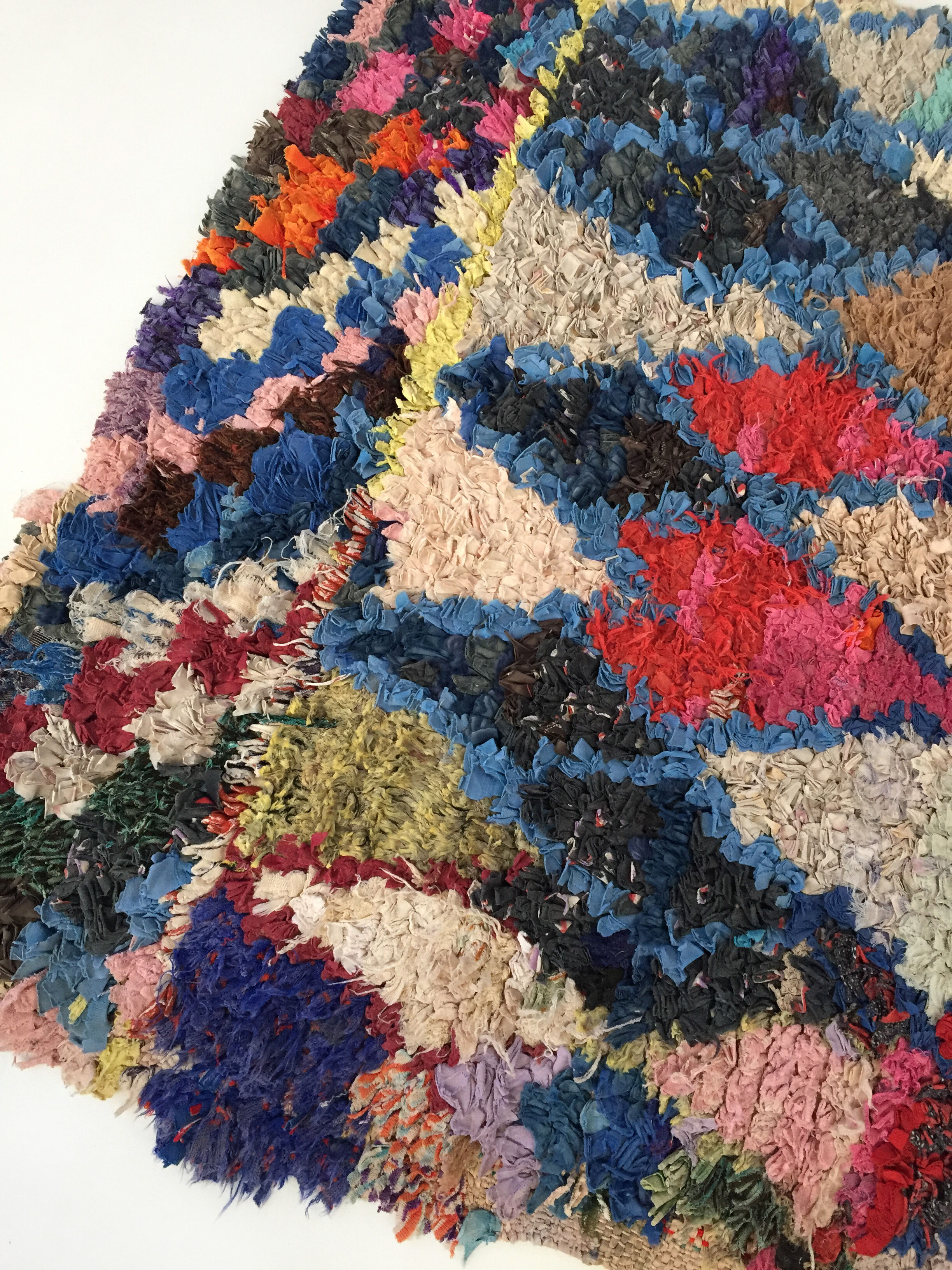 Moroccan berber carpet boucherouite 161x92cm