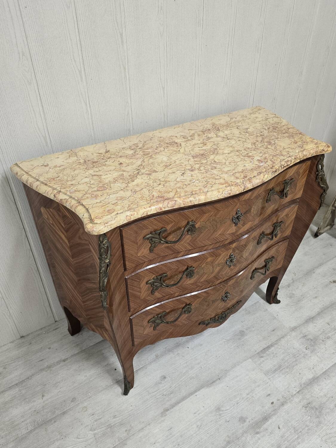Louis XV style chest of drawers in rosewood