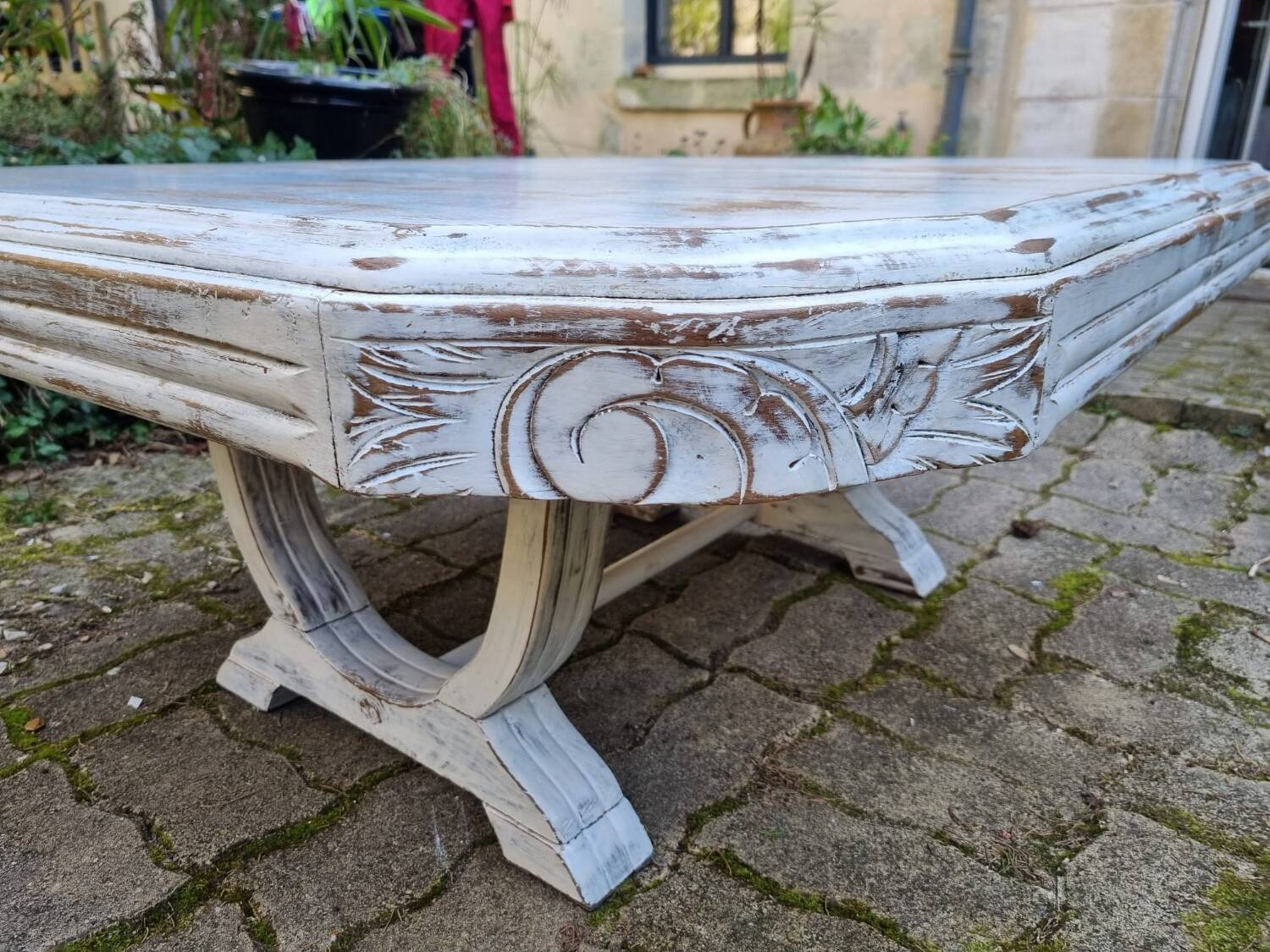 Art Deco coffee table