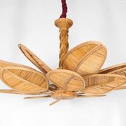 Lustre « fleur » en rotin 