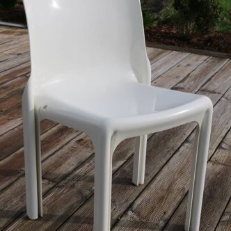 White Selene Magistretti chair