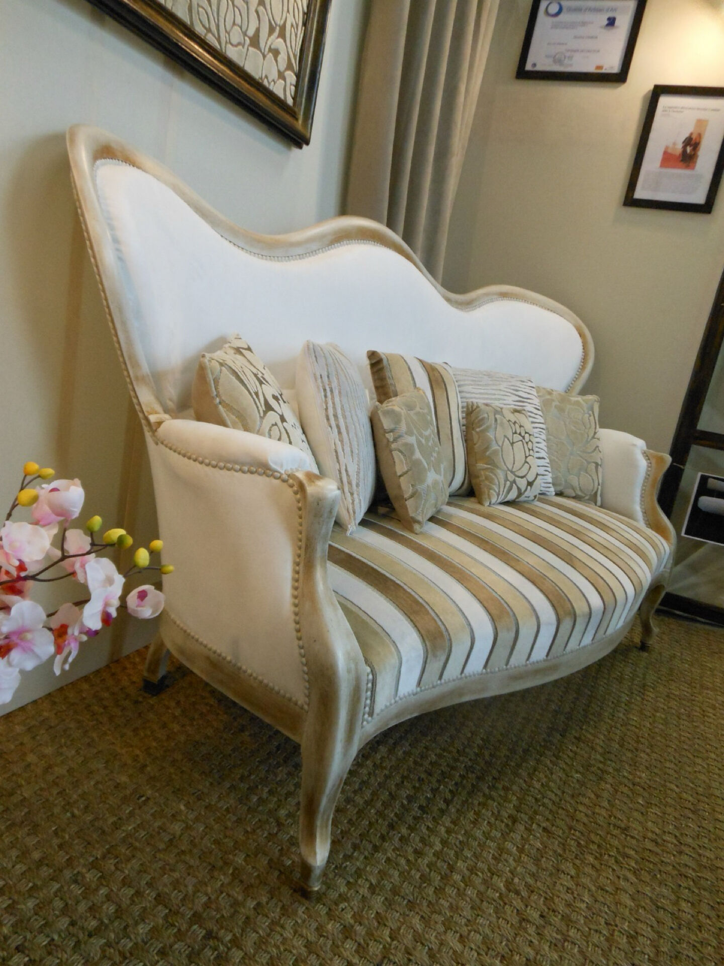 Louis-Philippe canapé with 3 cushions