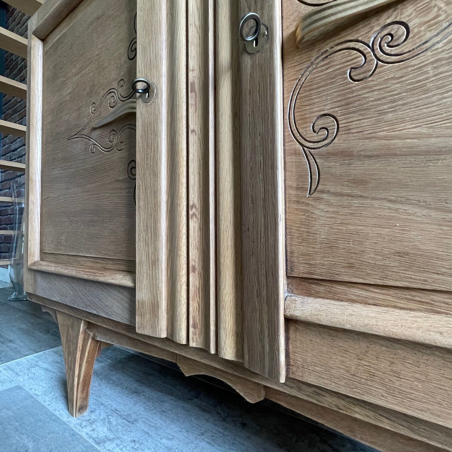 2-door Art Deco buffet