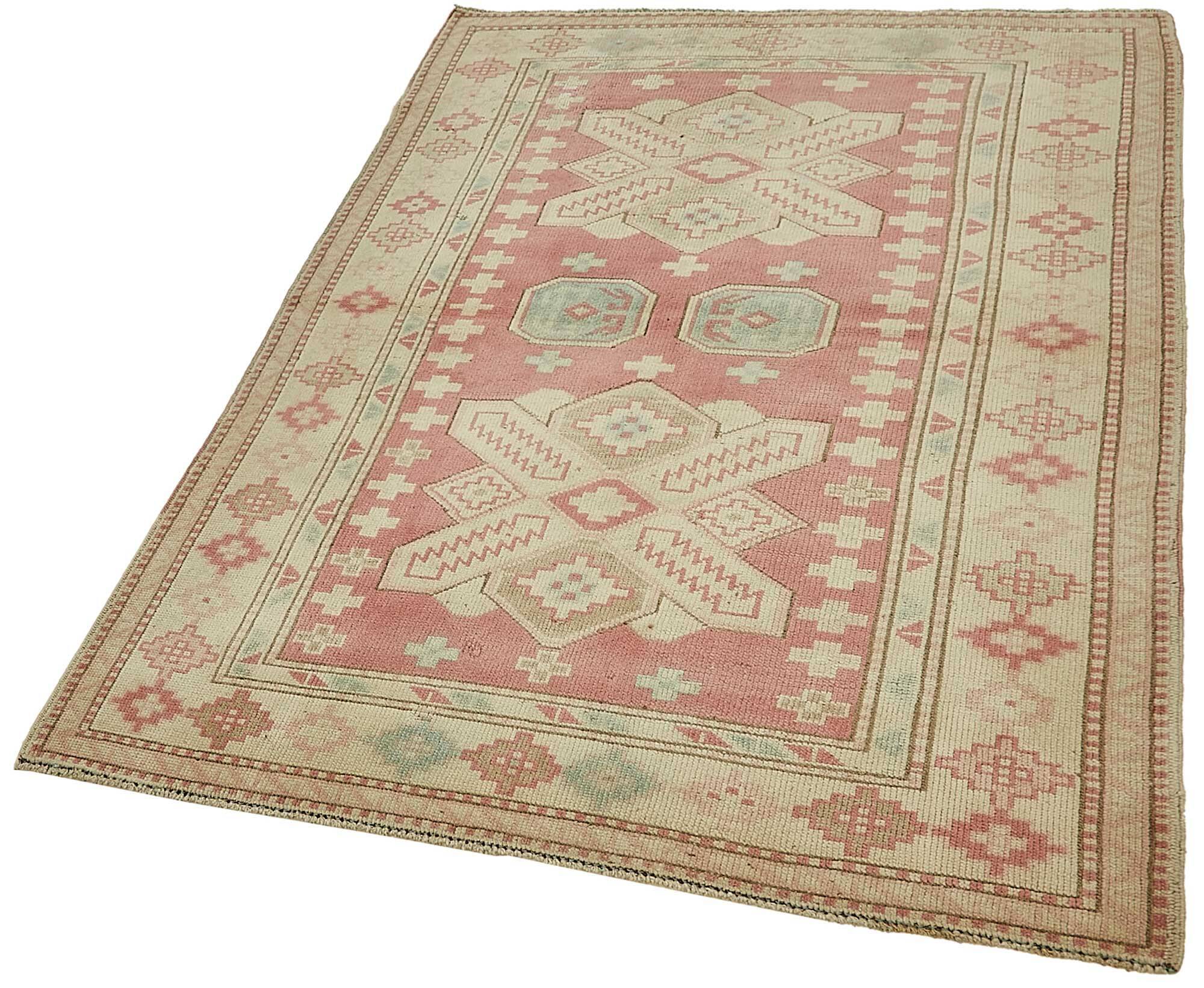 Turkish Vintage Anatolian Rug 116 cm x 155 cm