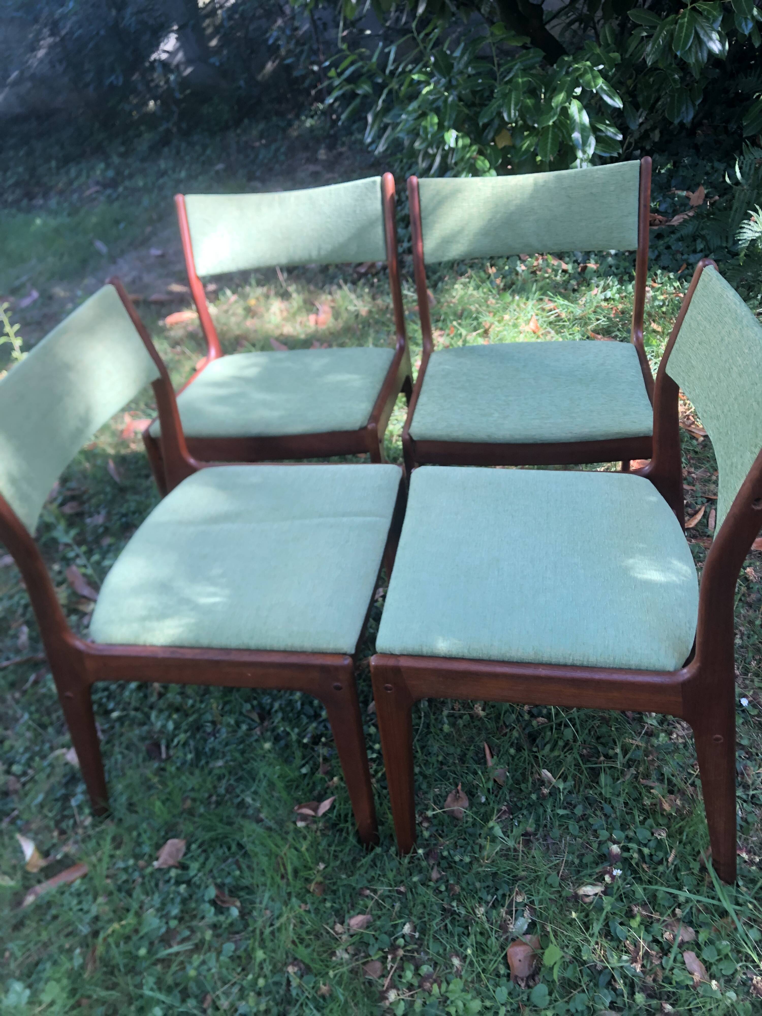 Danish Scandinavian teak chairs Uldum Möbelfabrik 60s