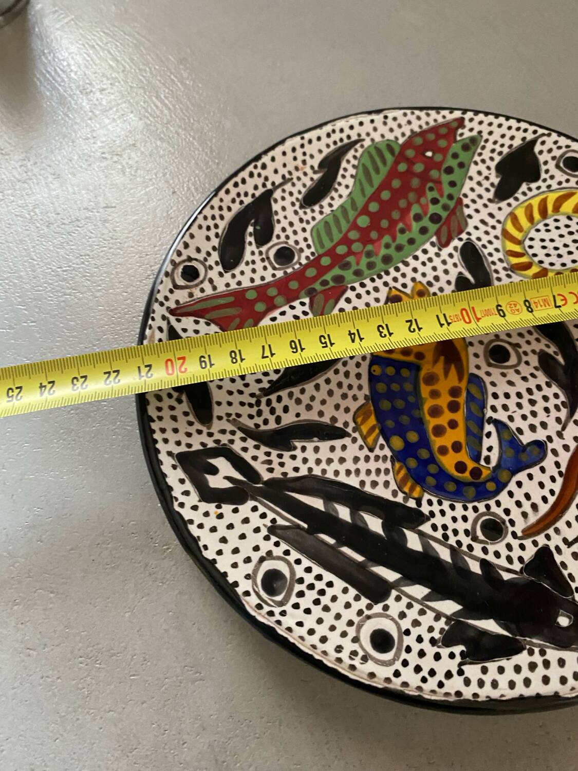 Spanish fish design wall plate signed