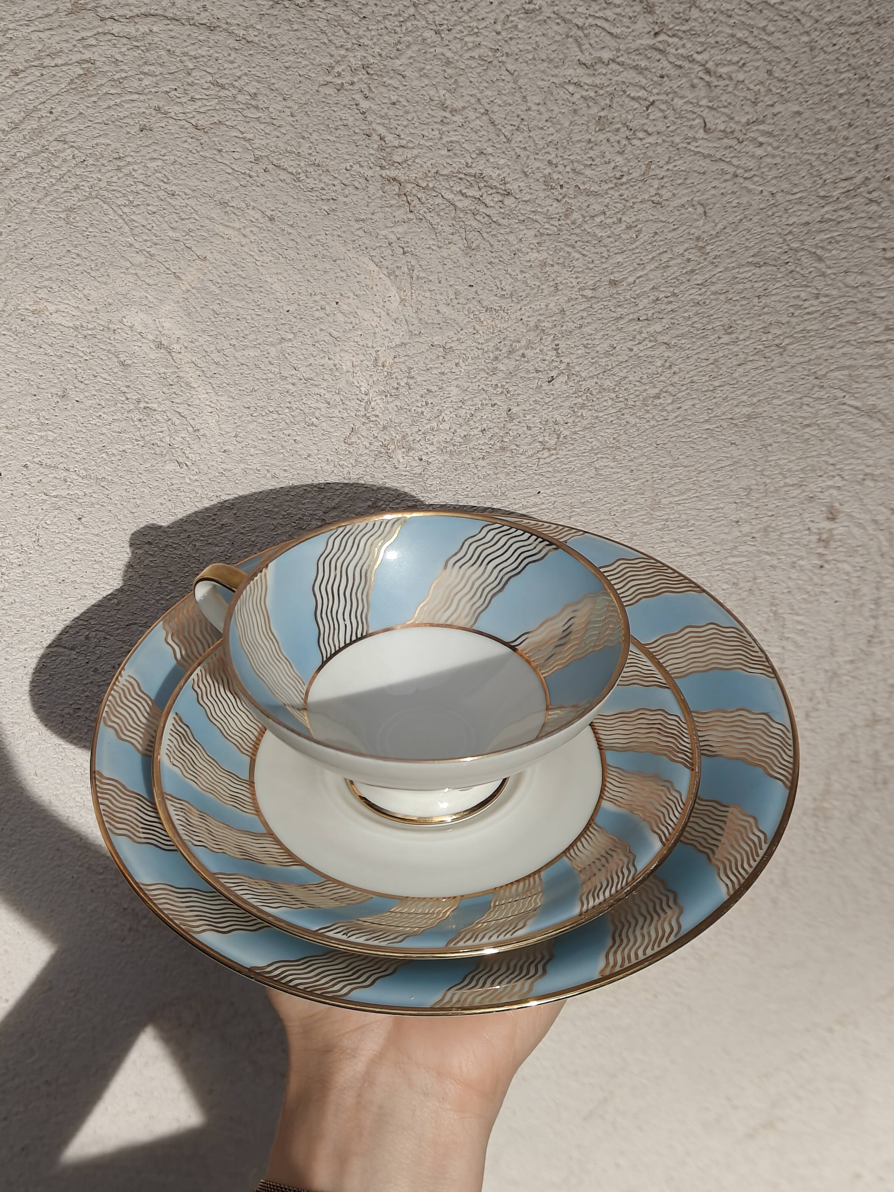Vintage Bavaria ivory tea/coffee trio, sky blue & gold graphic waves.