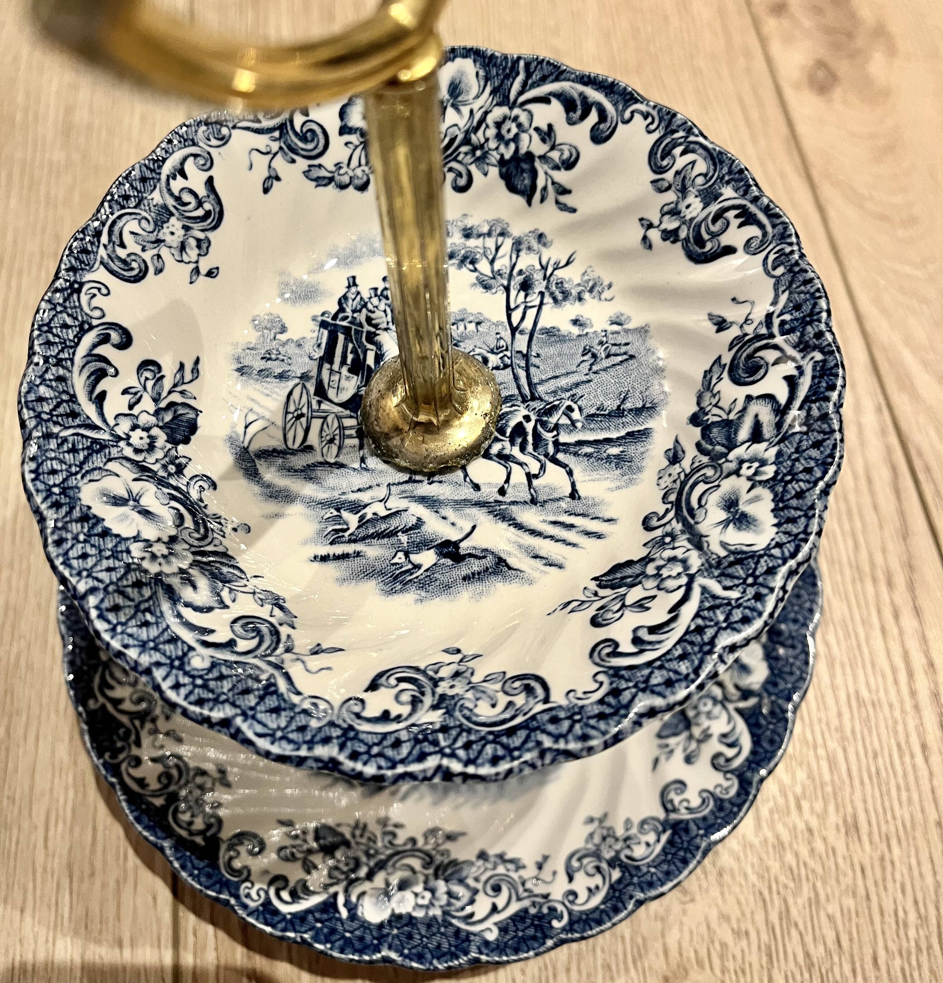 Dumb servant 2 floors