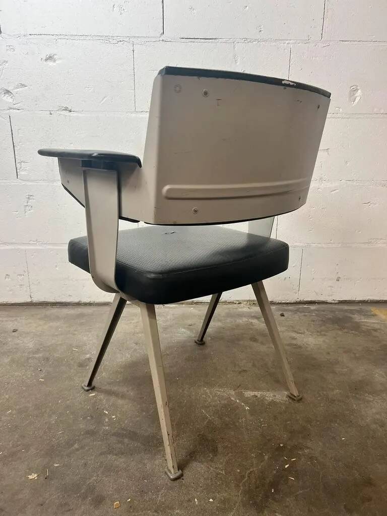 Vintage industrial 'resort' chair by Friso Kramer
