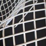 Bertoia Diamond armchair