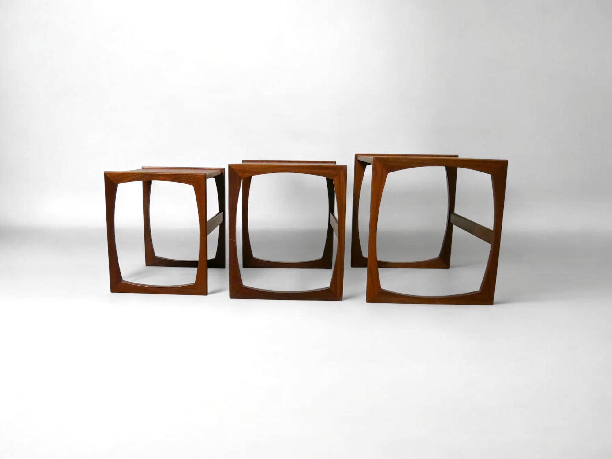 G-PLAN nesting table in teak - vintage 1960s