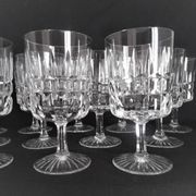 12 Art Deco wine glasses in cut crystal (in the style of Marignane Baccarat)