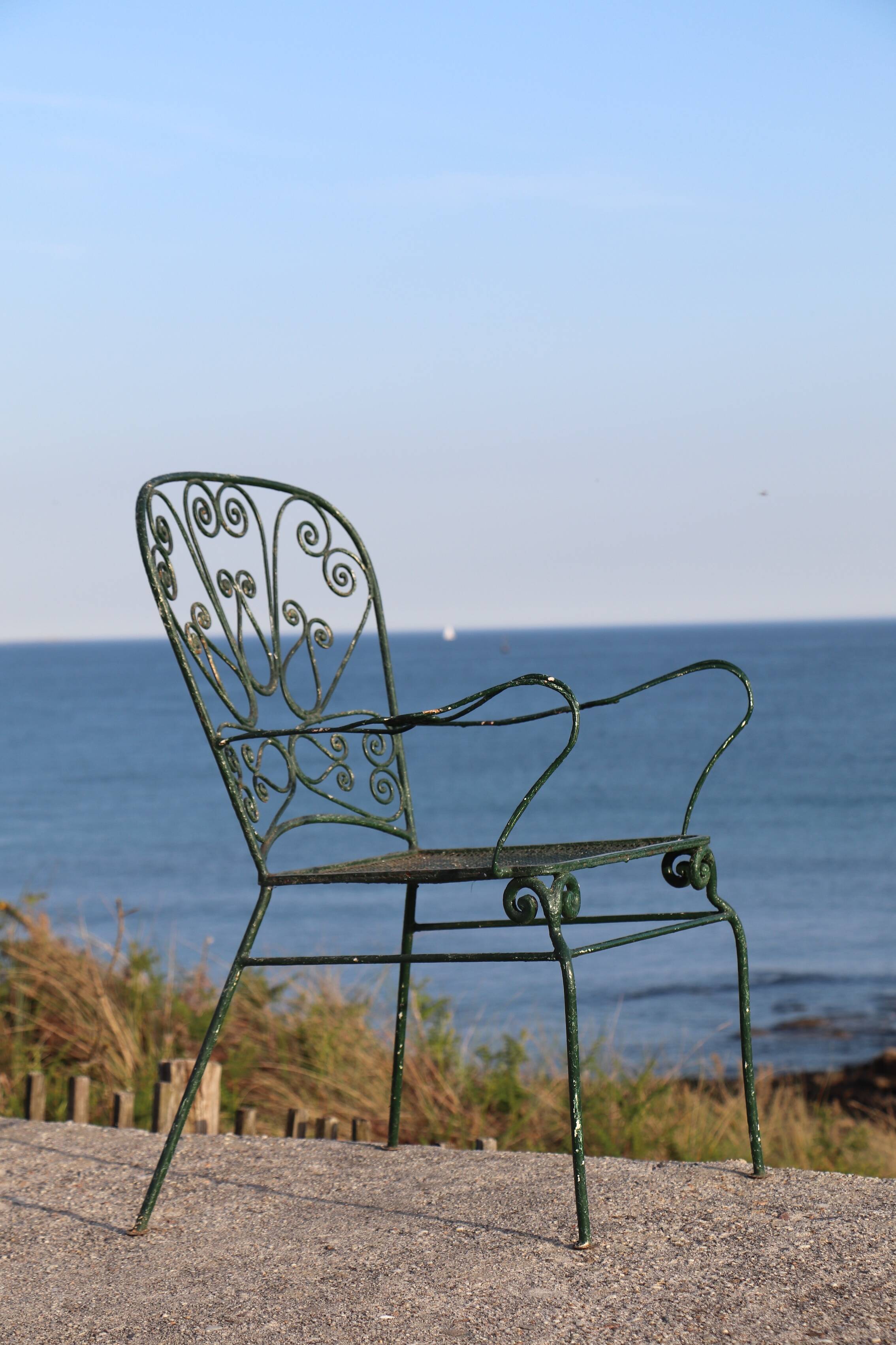 Set of 4 wrought iron garden chairs, France, 20th century