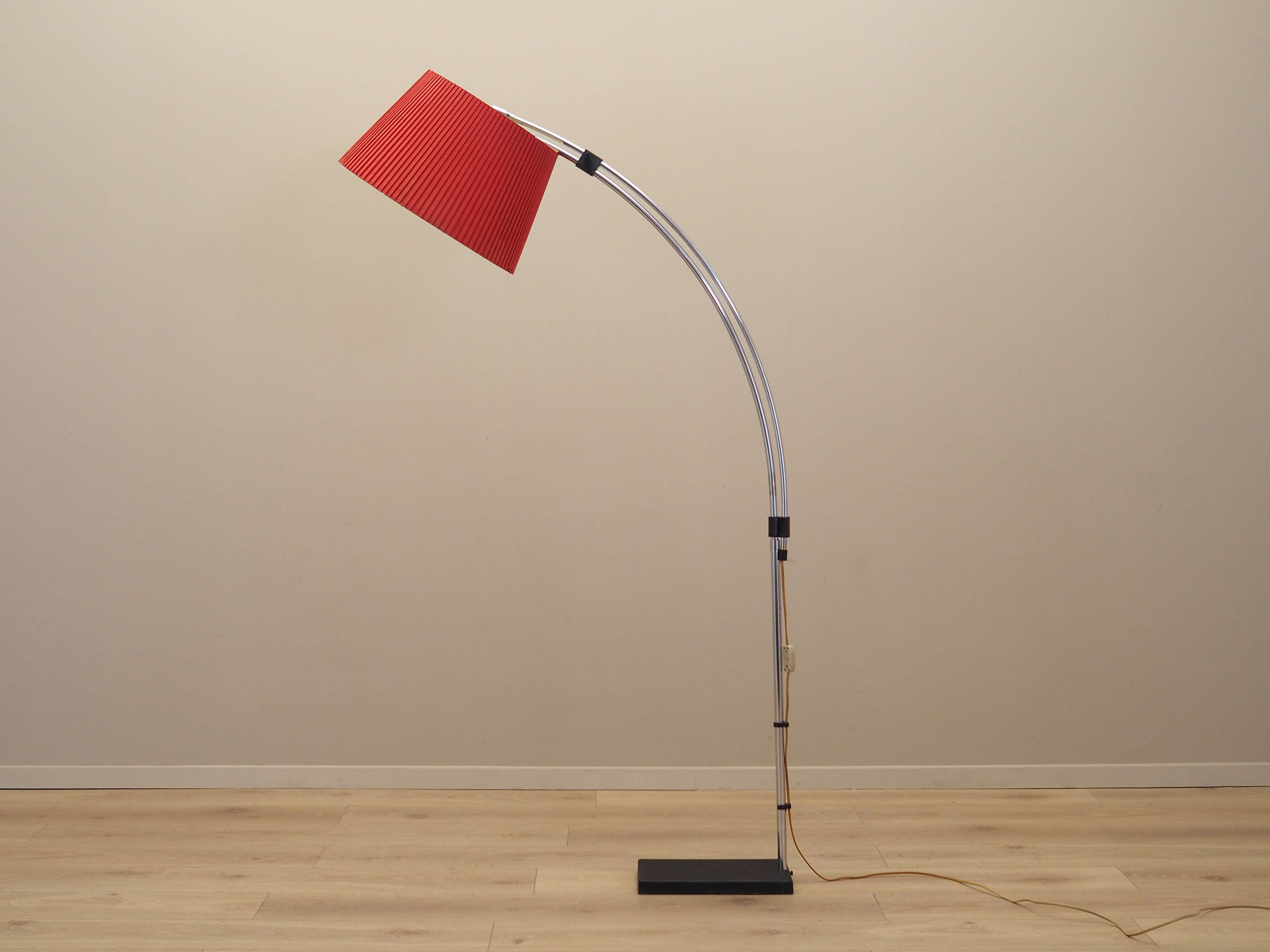 Lampadaire, design danois, années 1980, production : Danemark