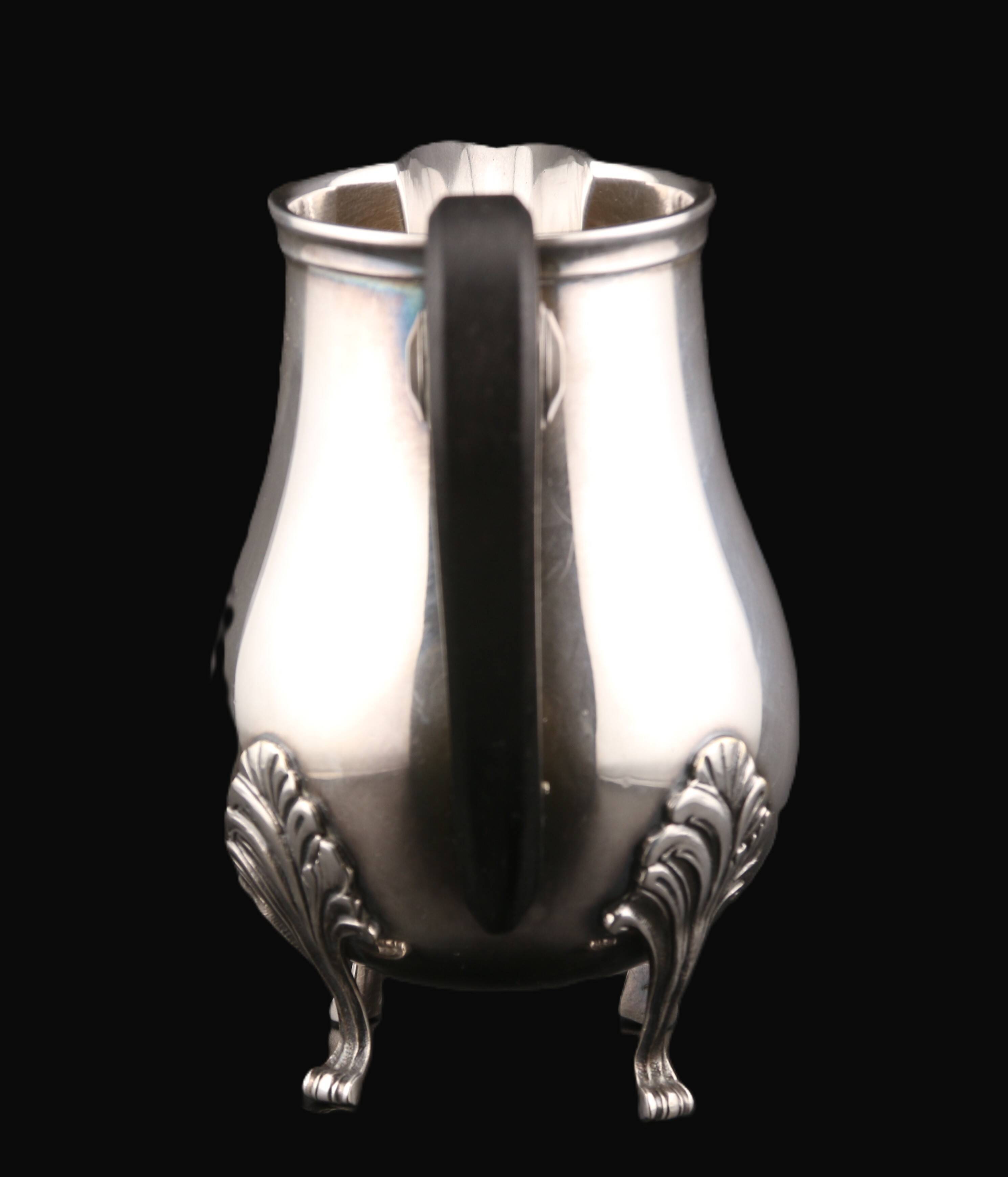 Pot à lait Quadripode Vintage en Métal Argenté, Poinçon J. NOE