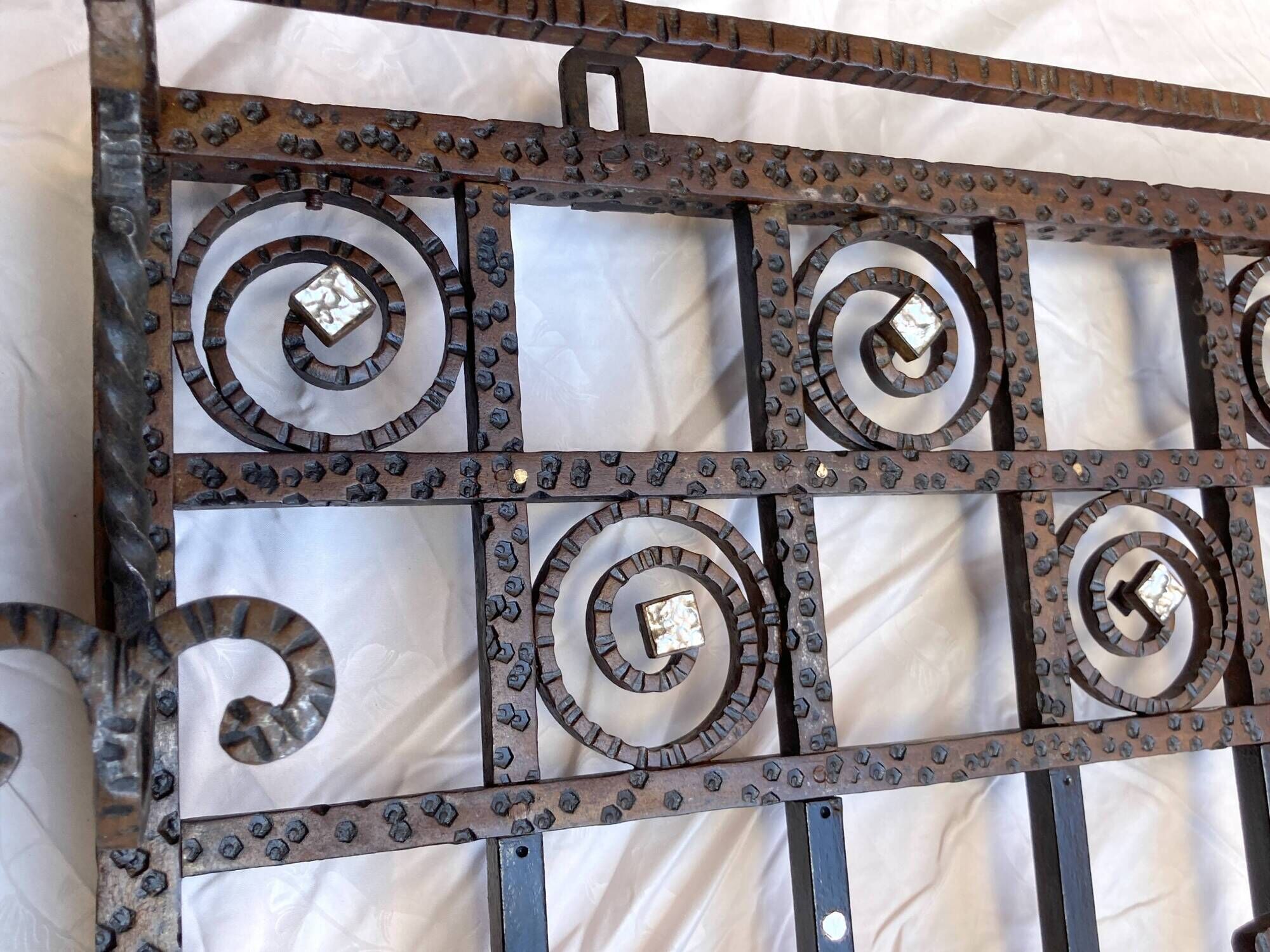 Colonial-inspired Art Nouveau wardrobe – Bevelled mirror 1939
