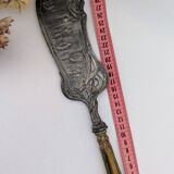 Large Art Nouveau serving shovel in white metal and gilded brass 30 cm