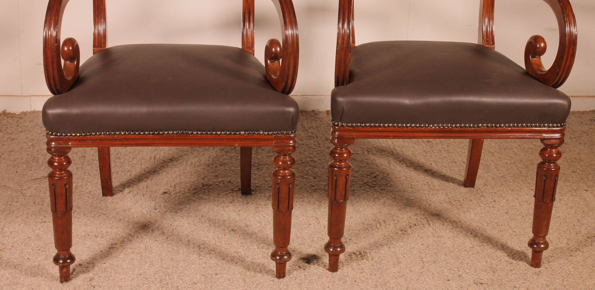 Paire de fauteuils en acajou d'époque William IV, circa 1830