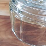 Cheese or glass cake bell