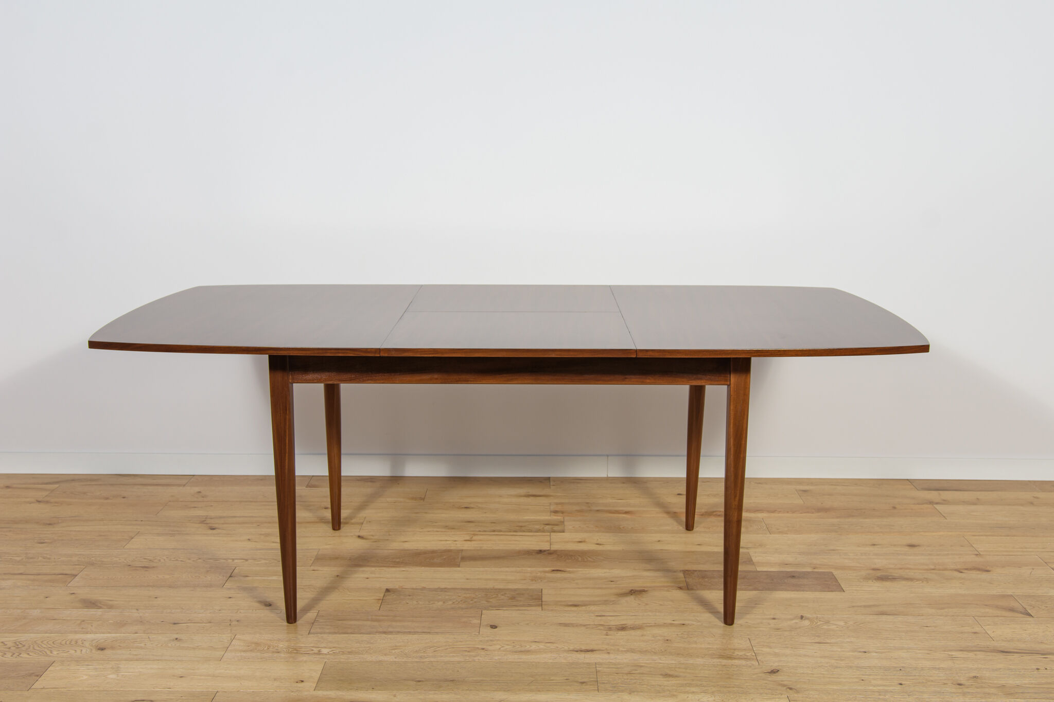 Mid-century teak extendable dining table, United Kingdom, 1960s