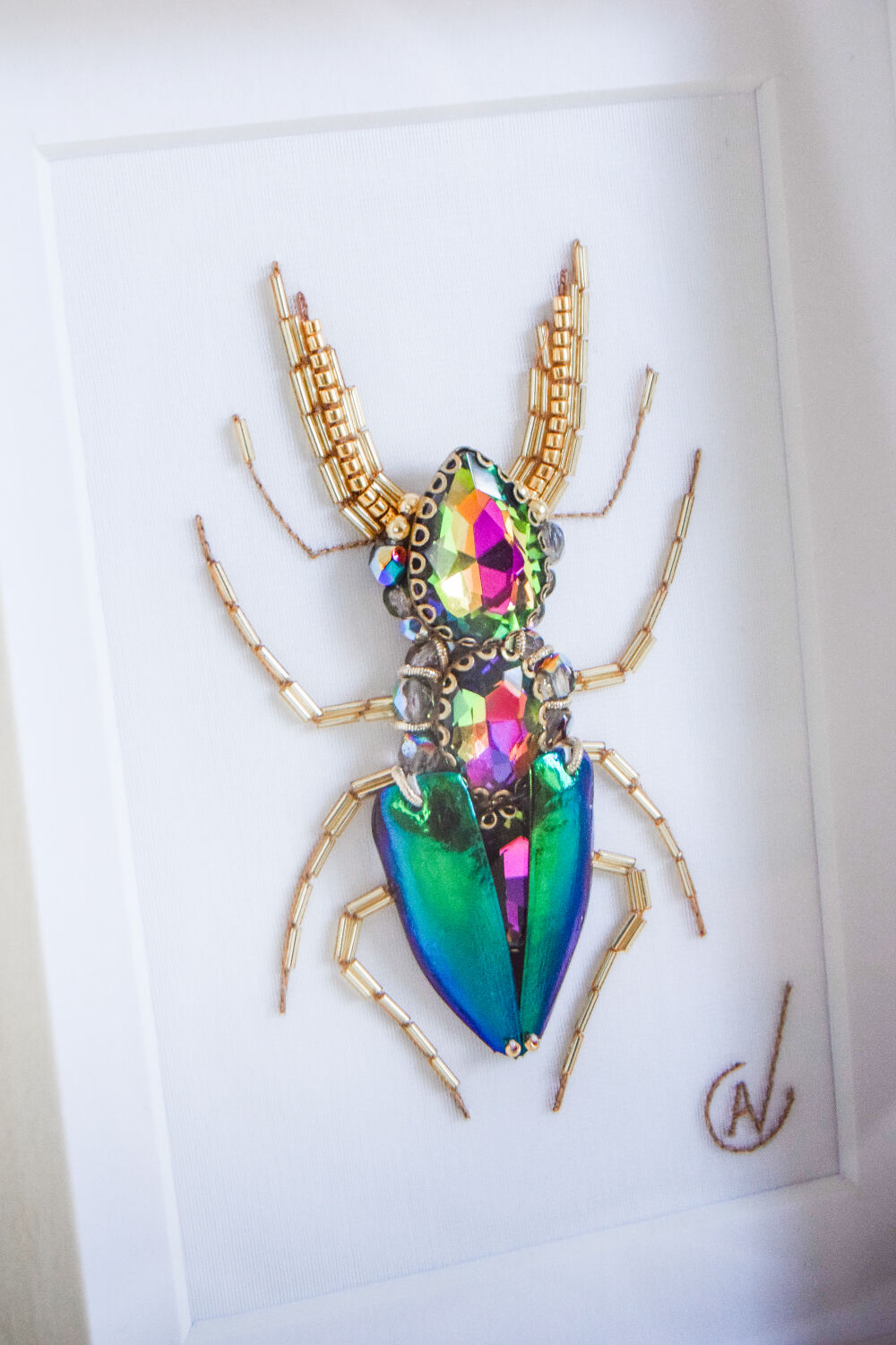 Haute-Couture embroidery - Multicolor beetle