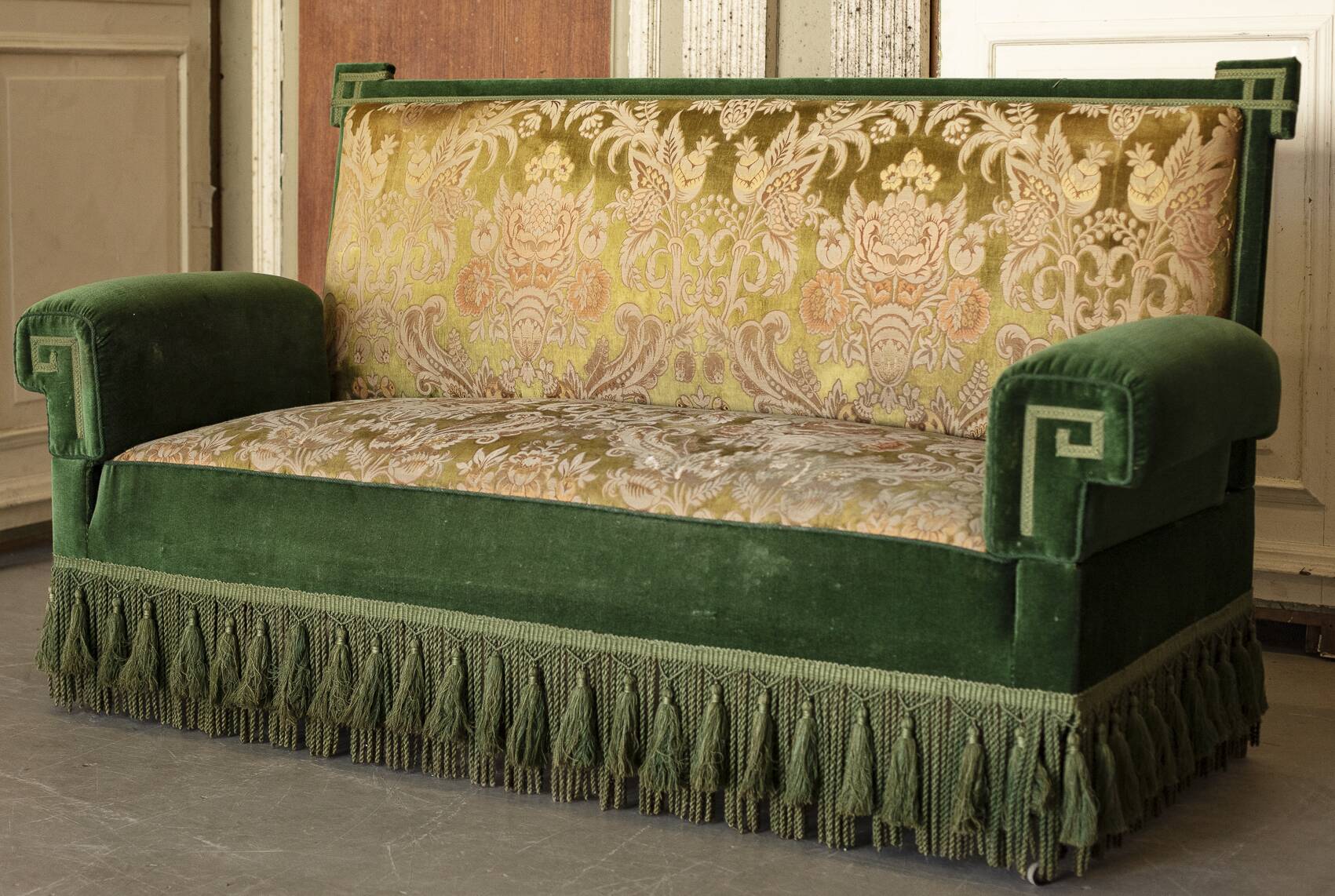 German Art Nouveau sofa bed c.1900 – green velvet